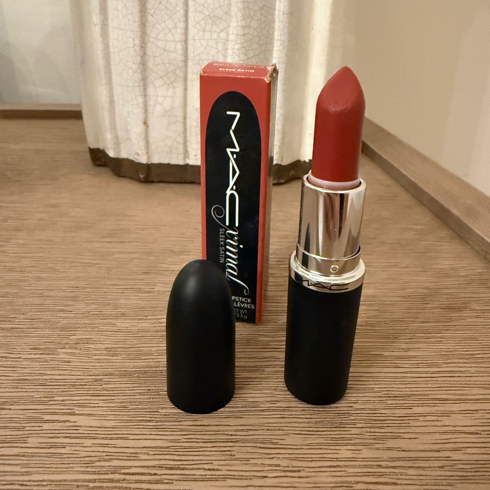 Mac brick o la lipstick 💄